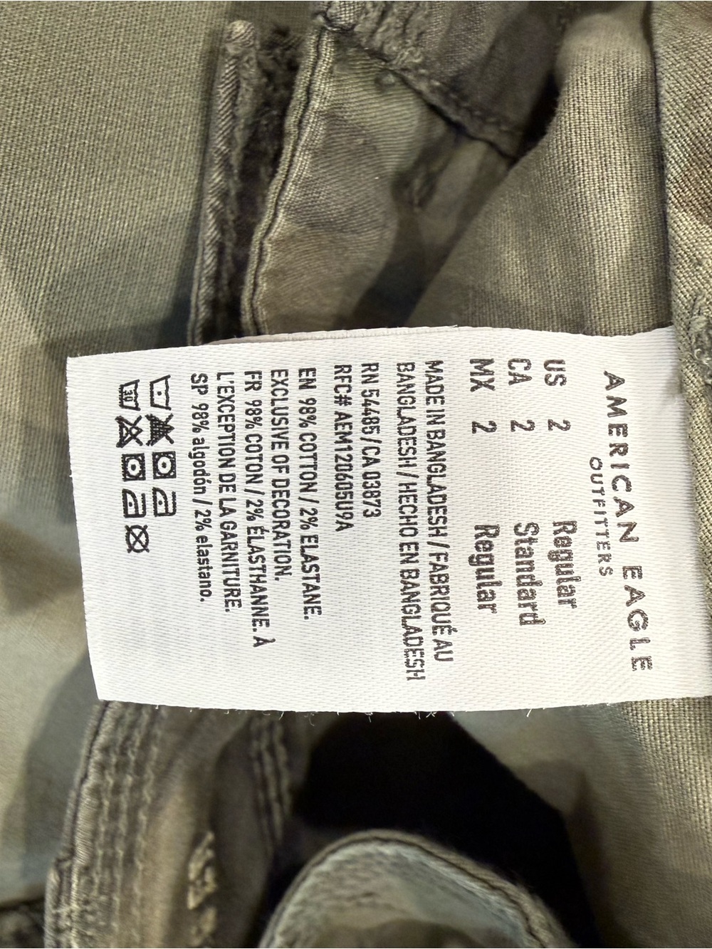 American Eagle Outfitters Women's Camo Cargo Pants - Green - Picture 8 of 9